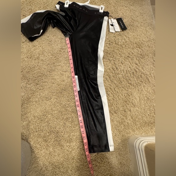 Koral Emblem Infinity 7/8 length Women's Black and White Mesh Panel Leggings - Picture 7 of 7